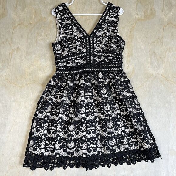Sugarlips Dresses & Skirts - Sugar+lips Couture Black Lace Double V  Neck Min Dress Size L A Line Boho